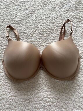 Victoria's Secret Nude Bombshell Bra - Size 34DD.
